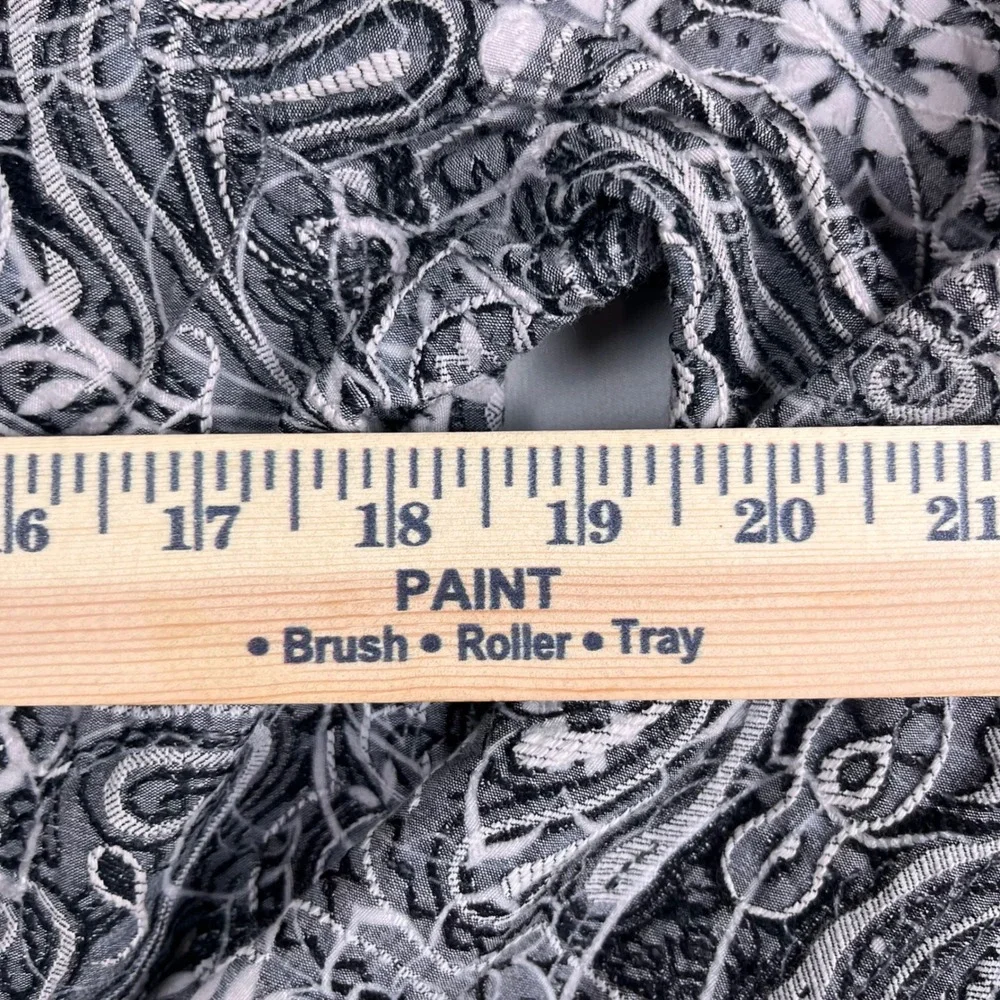 Analogy button front
